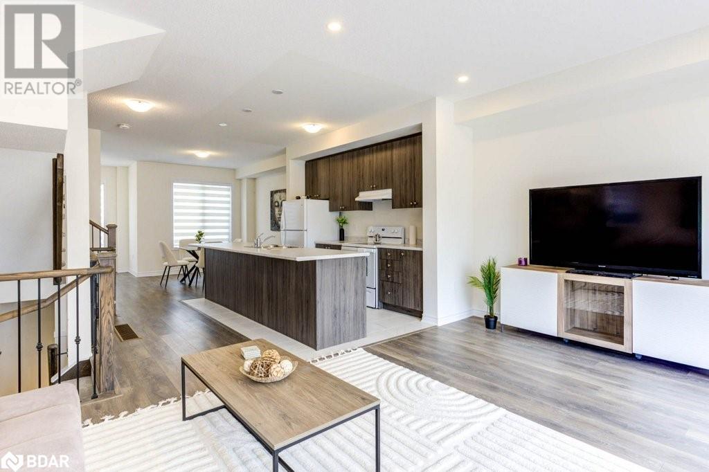 13 SAMA Way, Wasaga Beach, Ontario