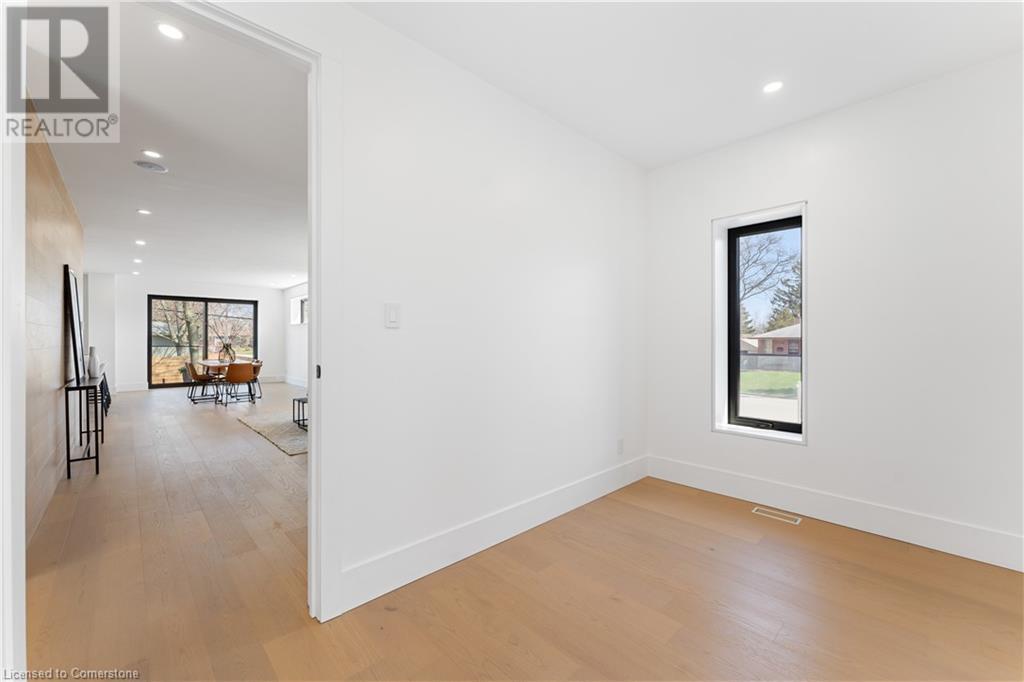 5427 Anthony PlaceBurlington, Ontario  L7L 3G9 - Photo 37 - XH4206124