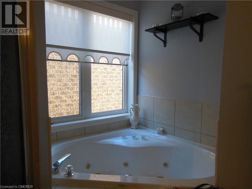 411 Cedar Hedge Road, Milton, Ontario  L9T 5K7 - Photo 14 - 40675253