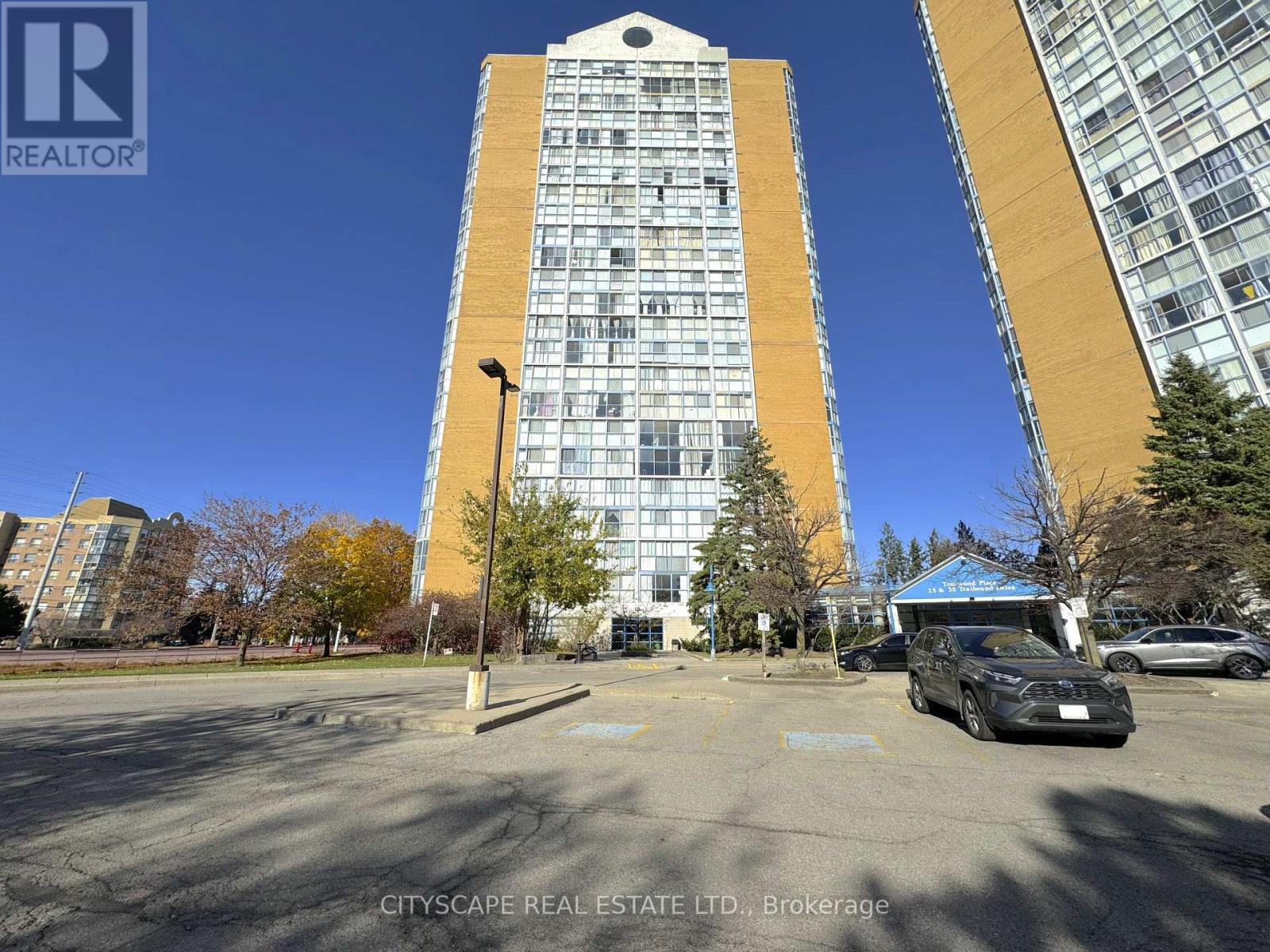 1108 - 25 TRAILWOOD DRIVE, Mississauga, Ontario