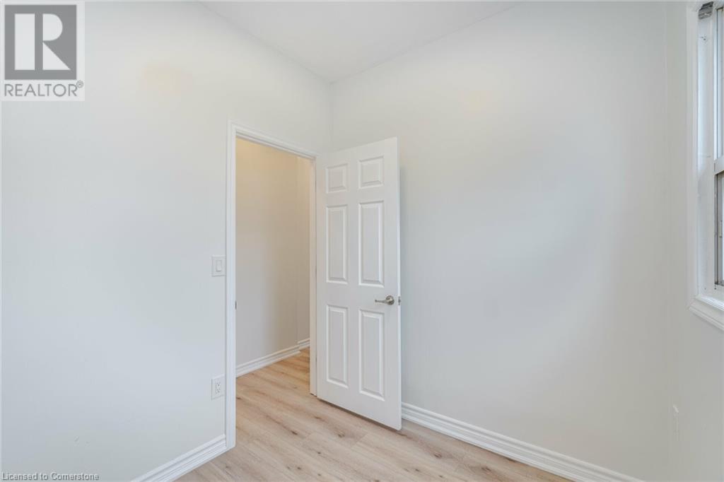 35 Britannia Avenue, Hamilton, Ontario  L8H 1W5 - Photo 11 - 40675763