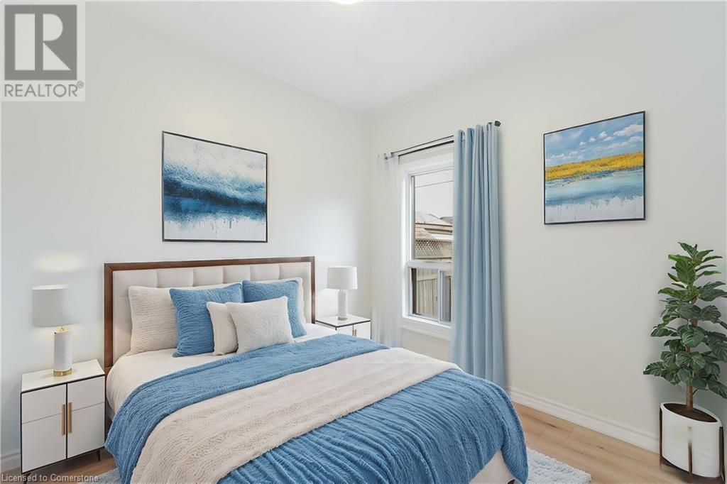 35 Britannia Avenue, Hamilton, Ontario  L8H 1W5 - Photo 4 - 40675763