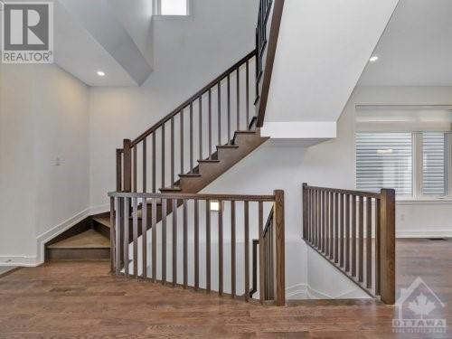 2337 Goldhawk Drive, Ottawa, Ontario  K2S 2X3 - Photo 4 - X10419373