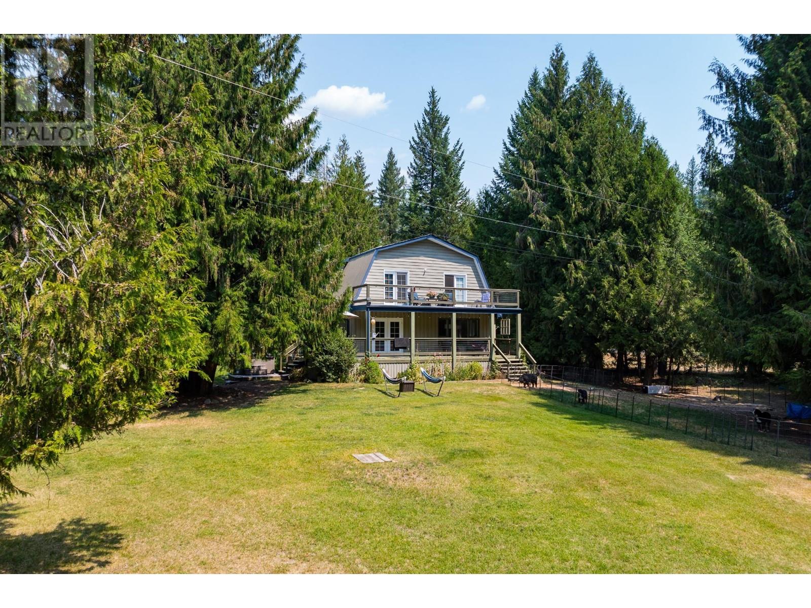 1405 LEPITZKI Road Creston