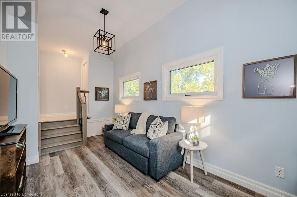 2 Chedoke Avenue, Hamilton, Ontario  L8P 4N9 - Photo 19 - 40675811