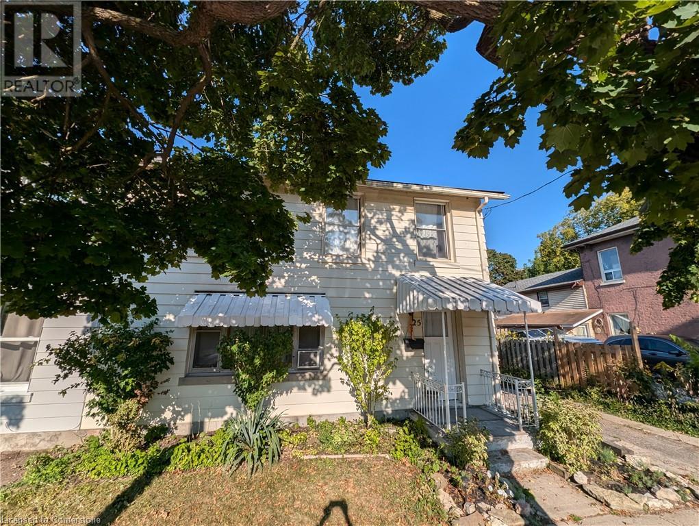 25 Albion Street, Brantford, Ontario  N3T 3L9 - Photo 1 - 40675596