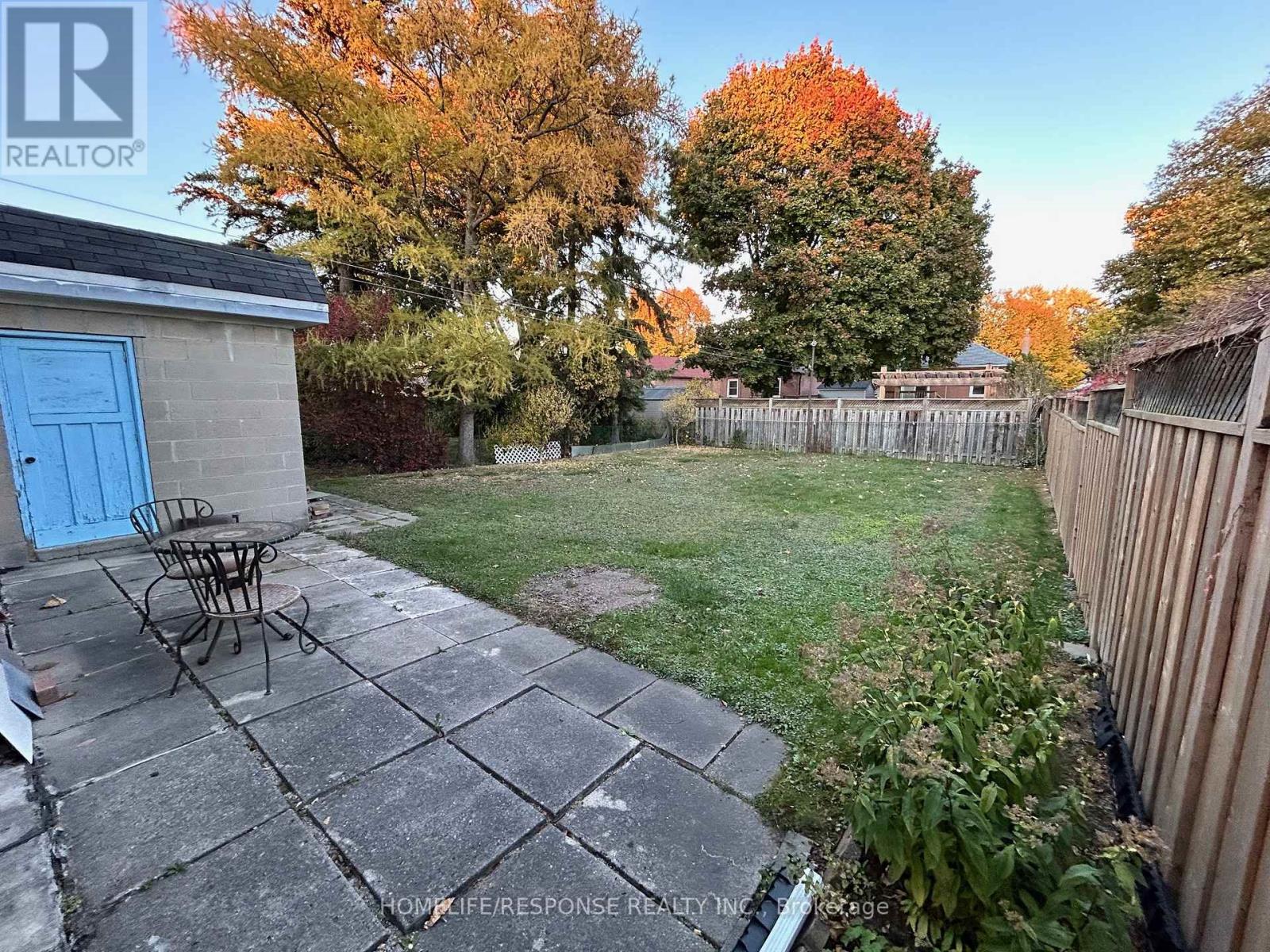 11 Arden Crescent, Toronto (Clairlea-Birchmount), Ontario  M1L 3R6 - Photo 5 - E10416494