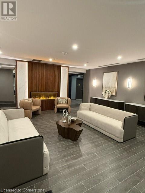 470 Dundas Street E Unit# 102, Waterdown, Ontario  L0R 2H4 - Photo 3 - 40675826