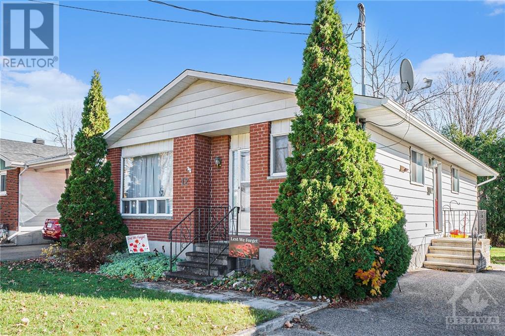 12 Haggart Street, Perth, Ontario  K7H 2Z4 - Photo 2 - X10419621