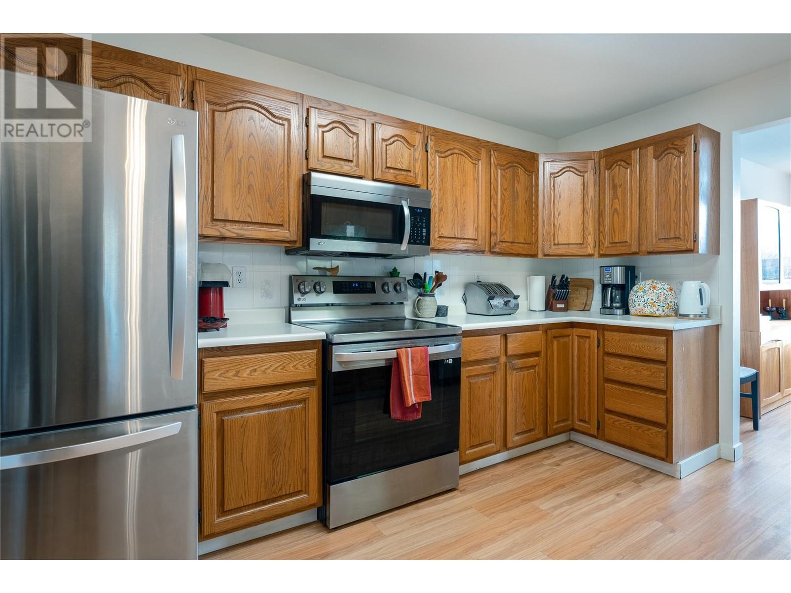 1329 KLO Road Unit# 215 Kelowna