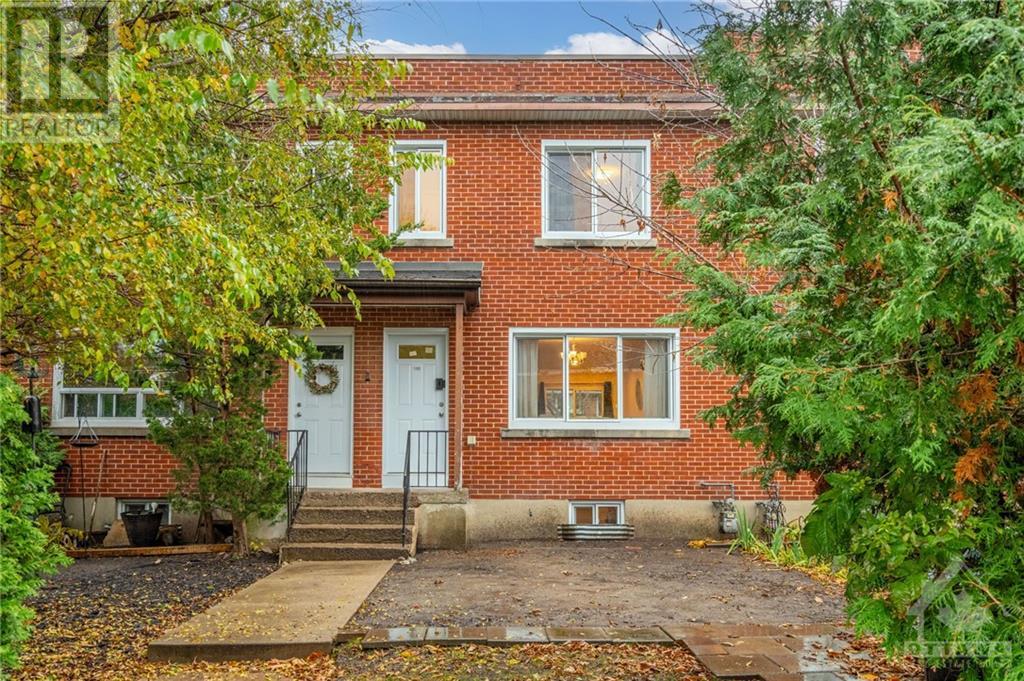 1202 Summerville Avenue, Ottawa, Ontario  K1Z 8G4 - Photo 1 - X10419446