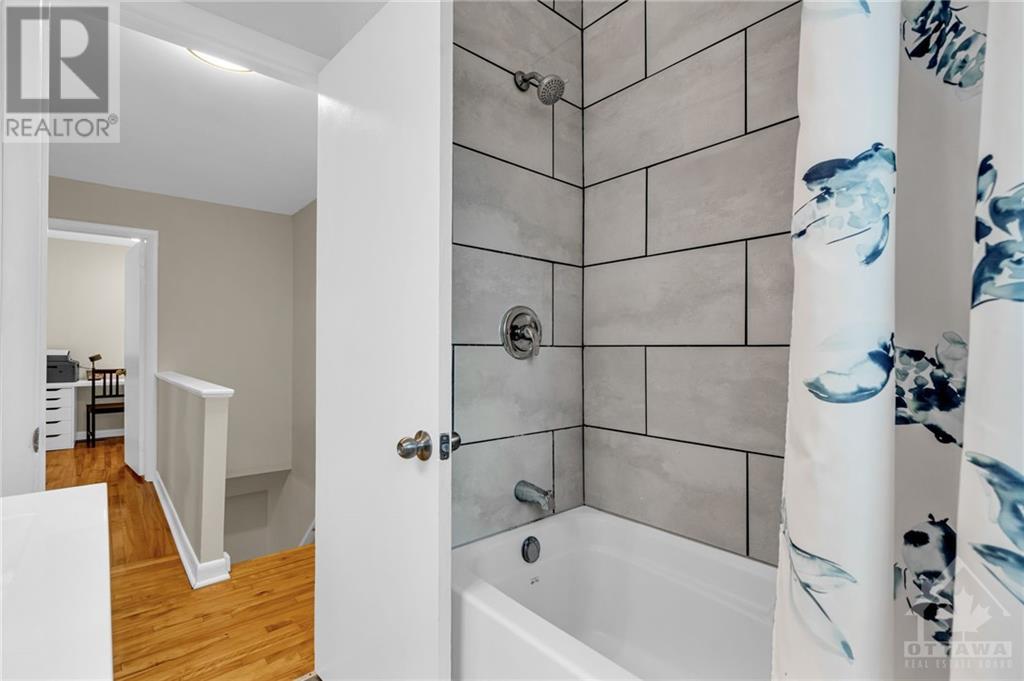 1202 Summerville Avenue, Ottawa, Ontario  K1Z 8G4 - Photo 14 - X10419446