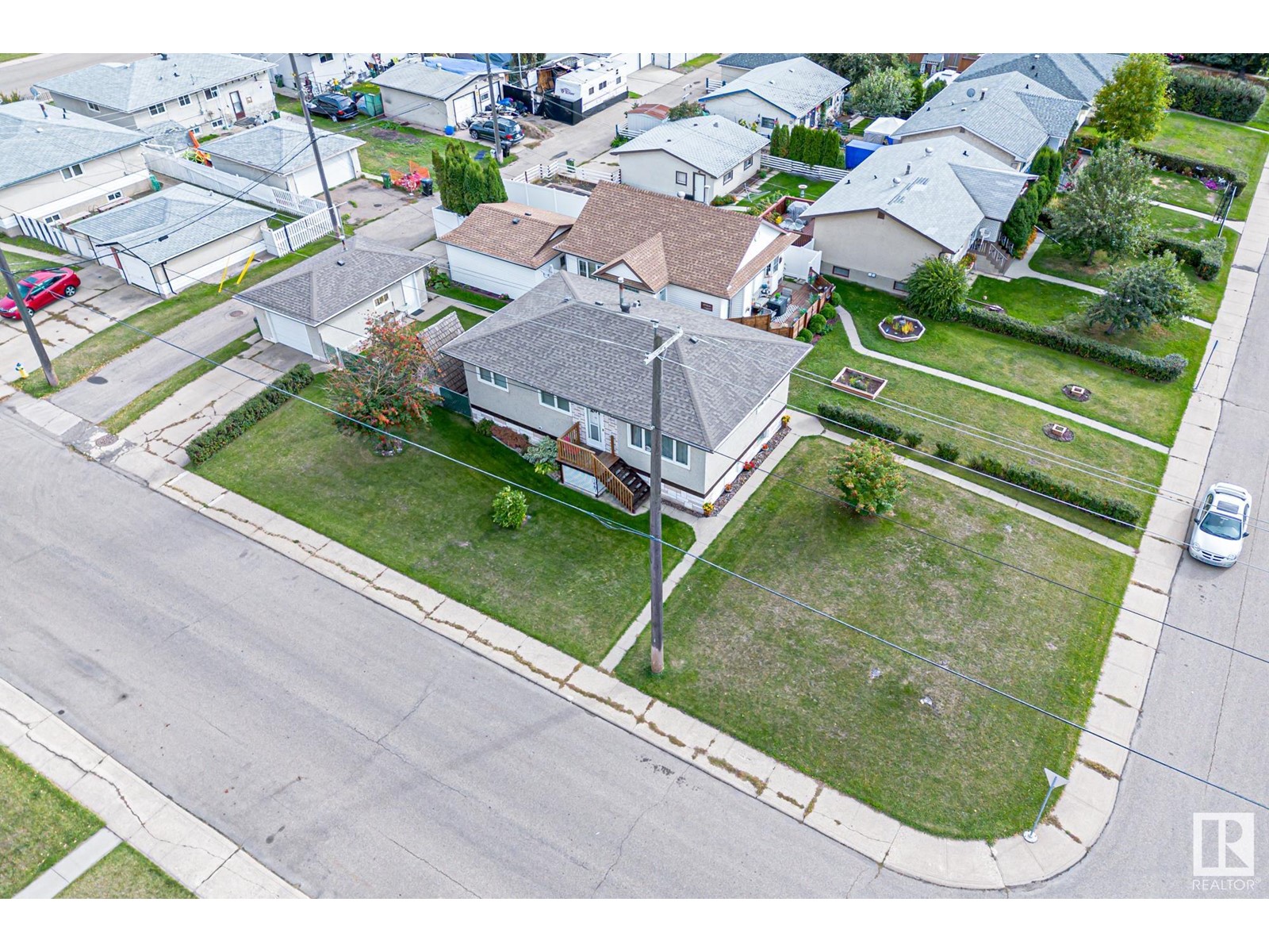 7607 128 Av Nw, Edmonton, Alberta  T5C 1T3 - Photo 41 - E4408996