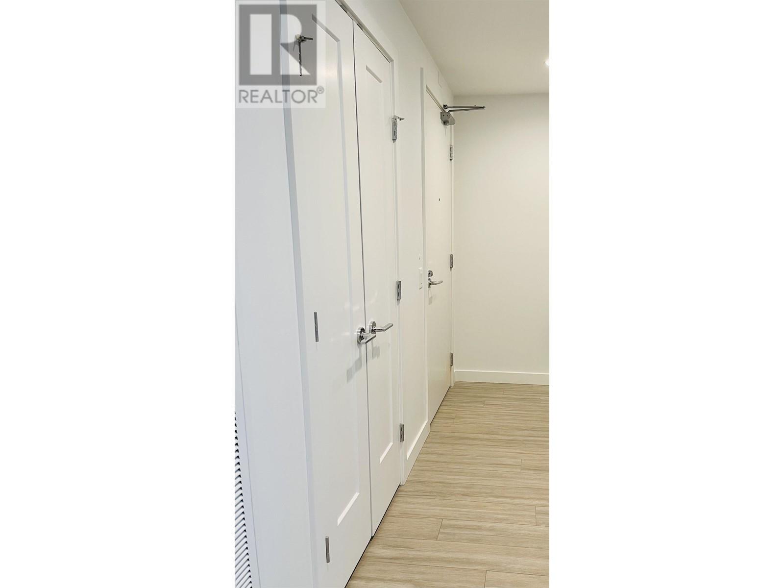 Listing Picture 11 of 18 : 2107 2351 BETA AVENUE, Burnaby / 本拿比 - 魯藝地產 Yvonne Lu Group - MLS Medallion Club Member