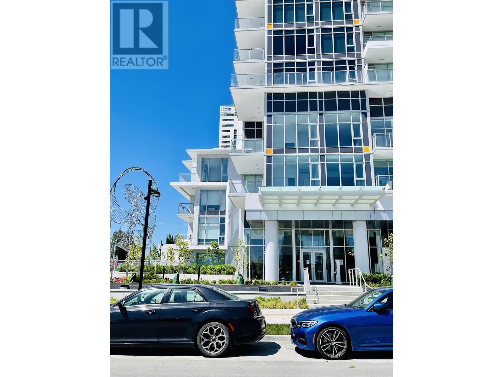 Listing Picture 2 of 18 : 2107 2351 BETA AVENUE, Burnaby / 本拿比 - 魯藝地產 Yvonne Lu Group - MLS Medallion Club Member