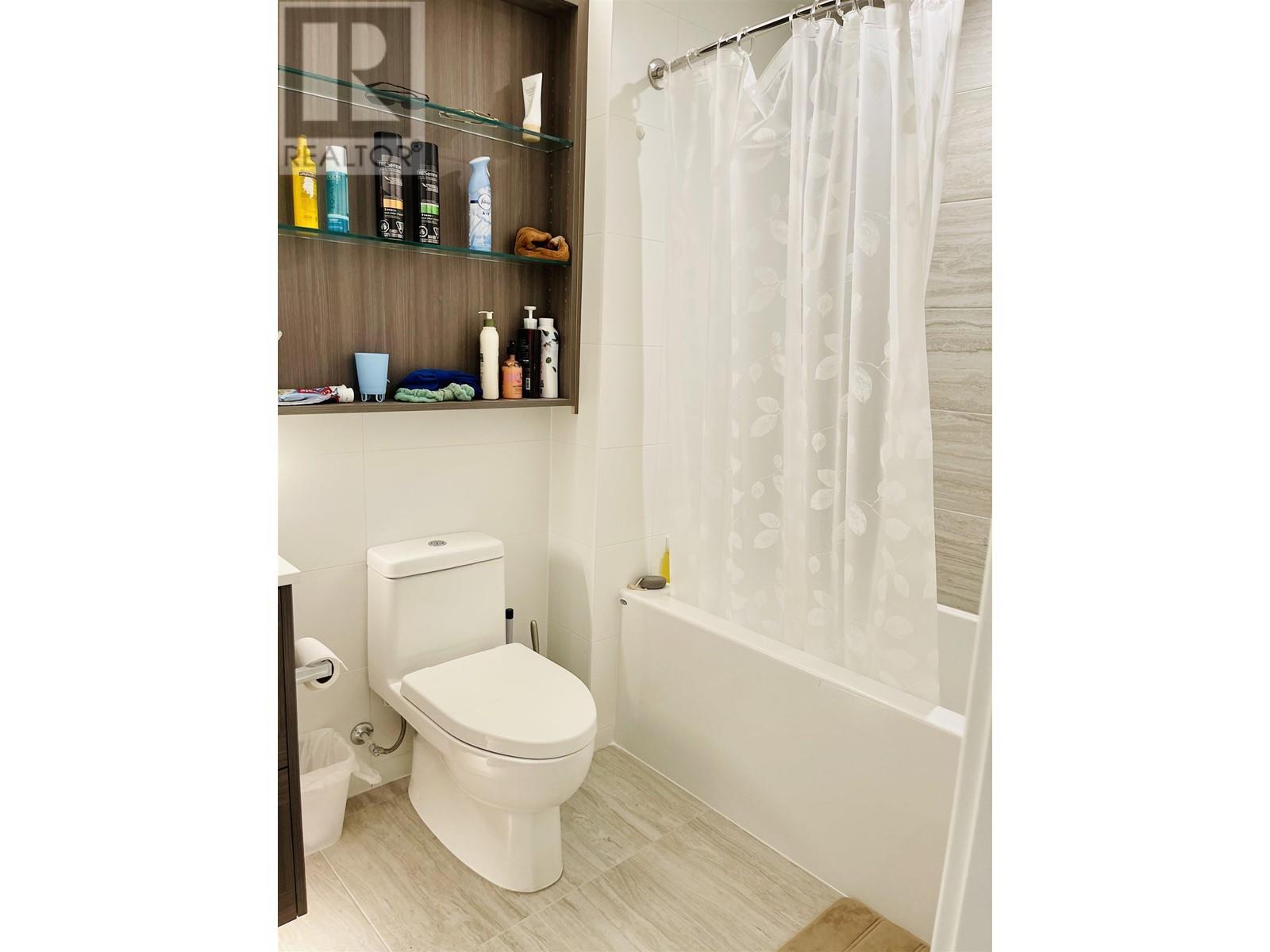 Listing Picture 13 of 18 : 2107 2351 BETA AVENUE, Burnaby / 本拿比 - 魯藝地產 Yvonne Lu Group - MLS Medallion Club Member