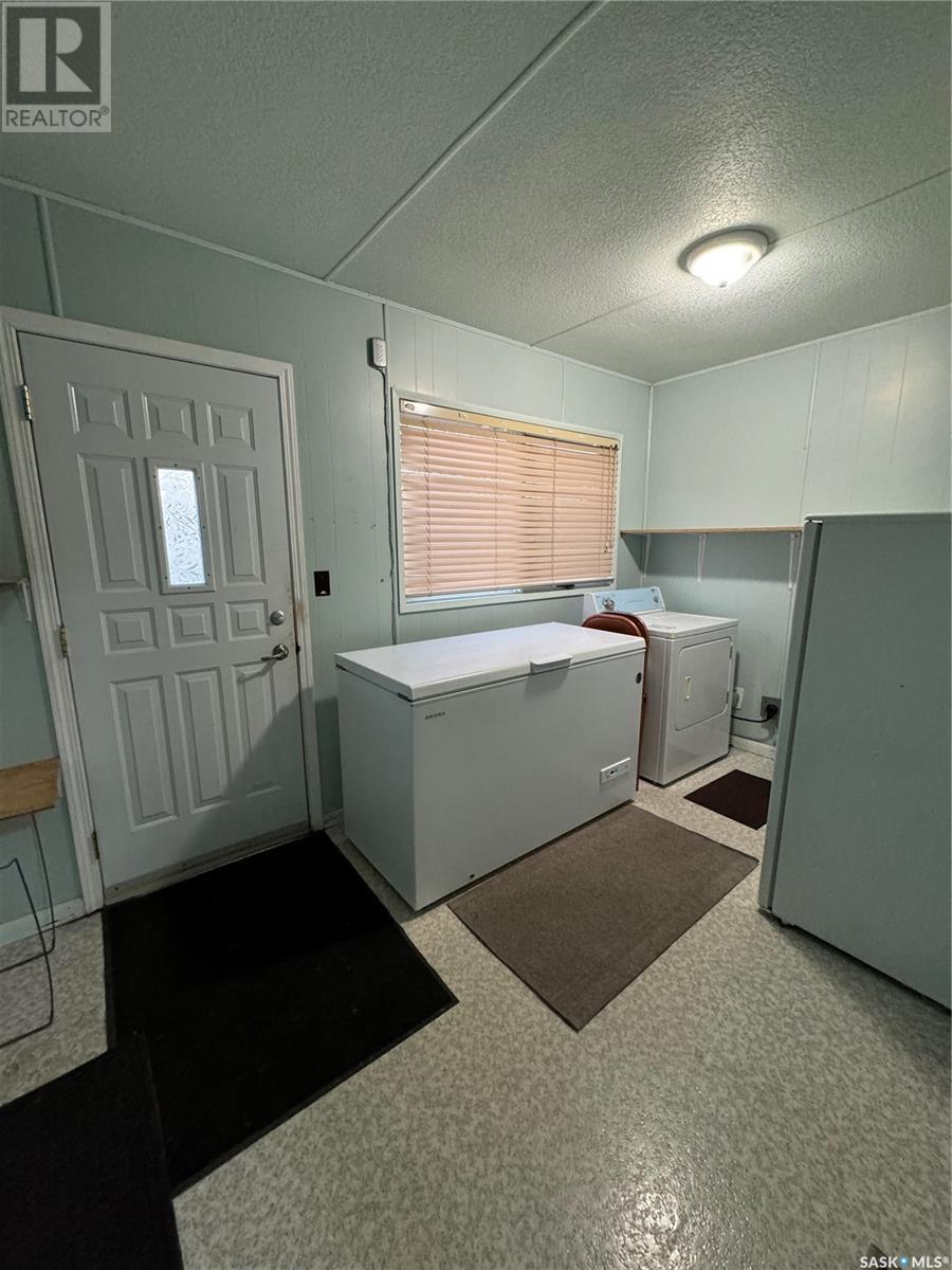 202 Hudson Street, Hudson Bay, Saskatchewan  S0E 0Y0 - Photo 32 - SK987897