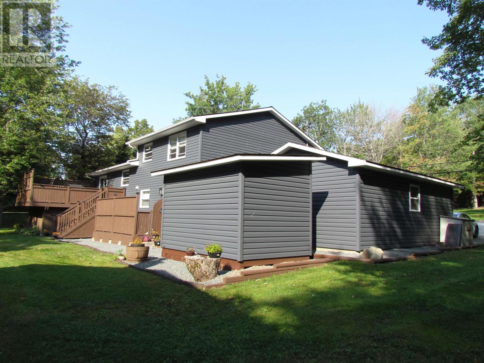 155 Howe Avenue, Fall River, Nova Scotia  B2T 1H7 - Photo 2 - 202422856