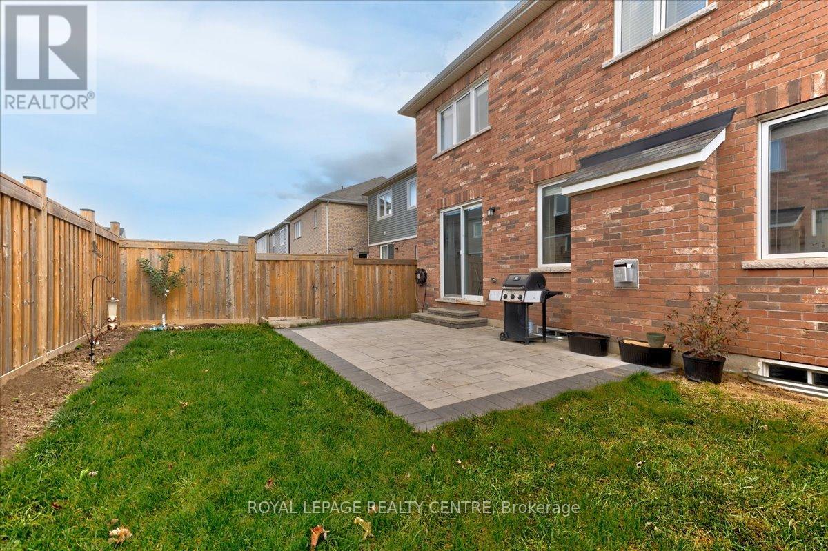 263 Grovehill Crescent, Kitchener, Ontario  N2R 0K1 - Photo 37 - X10416682