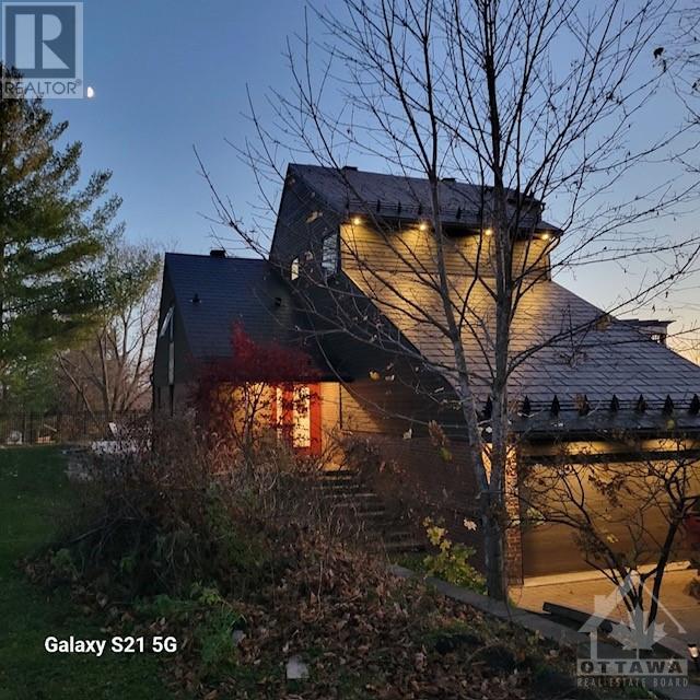 5620 Hope DriveOttawa, Ontario  K4M 1J2 - Photo 2 - X10419551