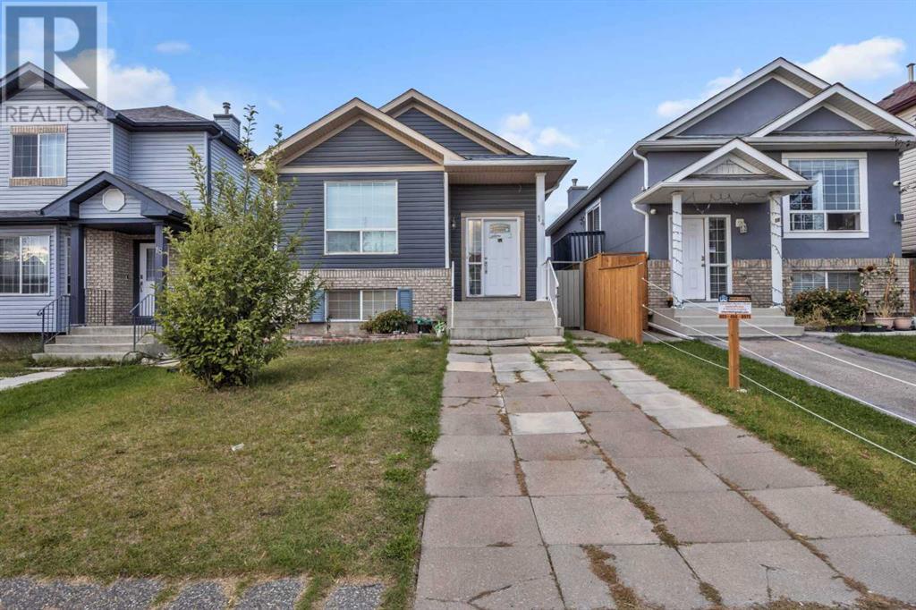 14 Saddlemont Manor Ne, Calgary, Alberta  T3J 4Z4 - Photo 2 - A2173477