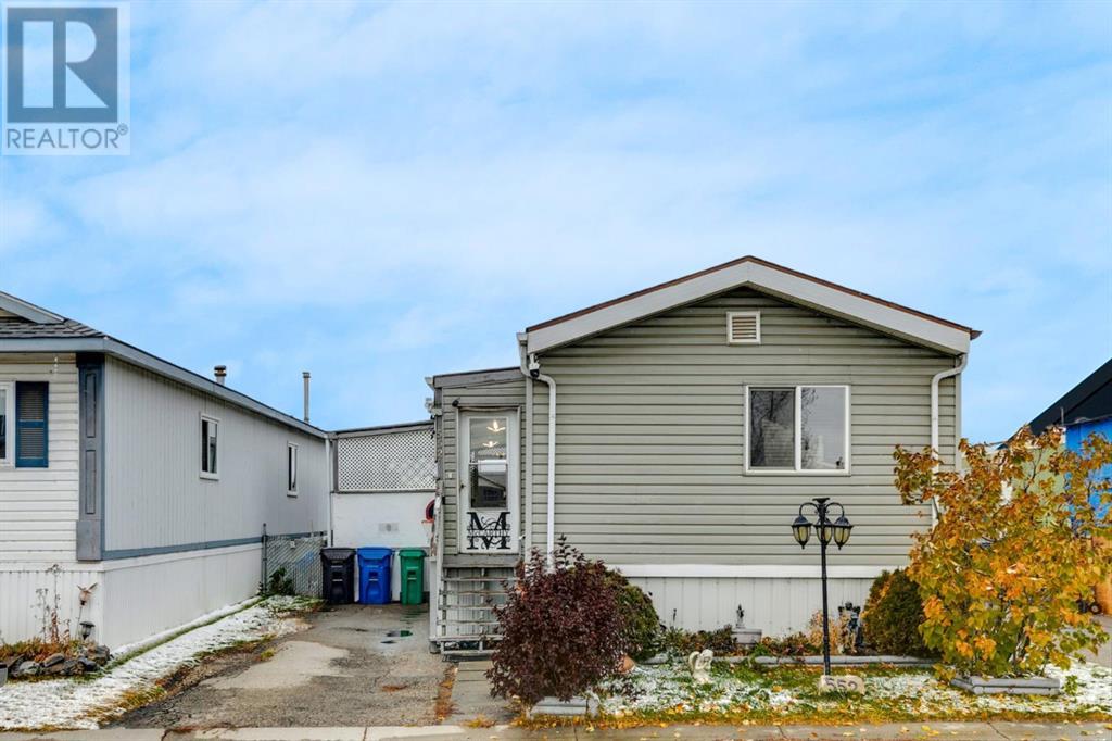 552, 1101 84 Street Ne, Calgary, Alberta  T2A 7X2 - Photo 3 - A2177559