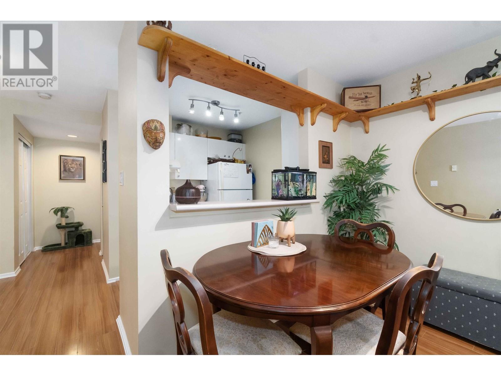 Listing Picture 12 of 20 : 202 5667 SMITH AVENUE, Burnaby / 本拿比 - 魯藝地產 Yvonne Lu Group - MLS Medallion Club Member