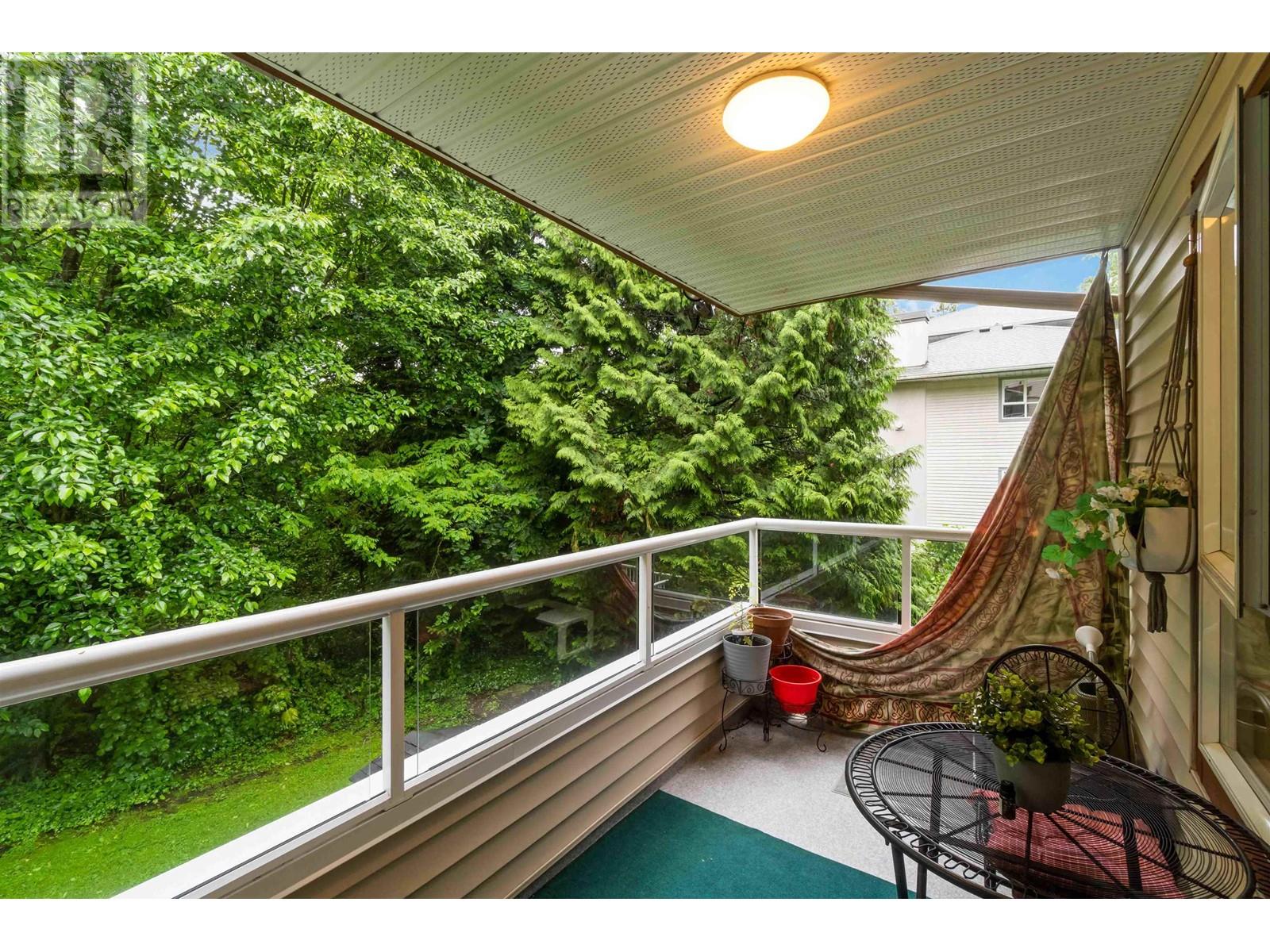 Listing Picture 7 of 20 : 202 5667 SMITH AVENUE, Burnaby / 本拿比 - 魯藝地產 Yvonne Lu Group - MLS Medallion Club Member