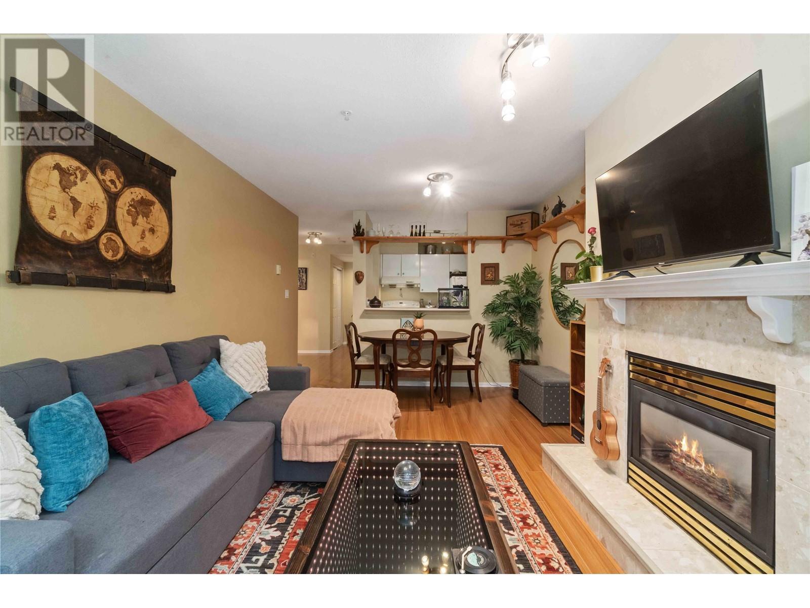 Listing Picture 10 of 20 : 202 5667 SMITH AVENUE, Burnaby / 本拿比 - 魯藝地產 Yvonne Lu Group - MLS Medallion Club Member