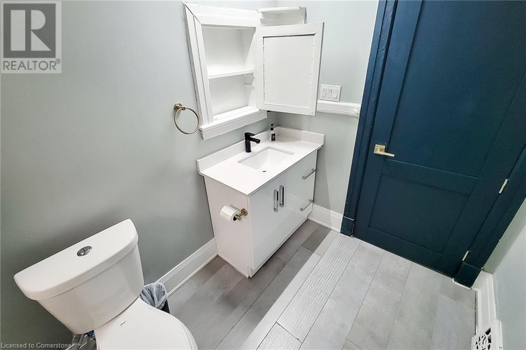 1048 Barton Street E, Hamilton, Ontario  L8L 3E5 - Photo 26 - 40675973