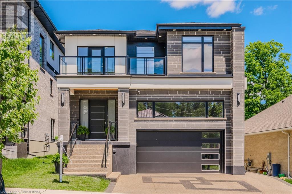 320 OTTERBEIN Road, Kitchener, Ontario