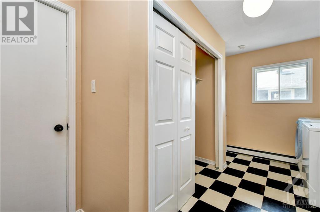 1215 Klondike Road, Ottawa, Ontario  K2W 1E1 - Photo 14 - X10442270