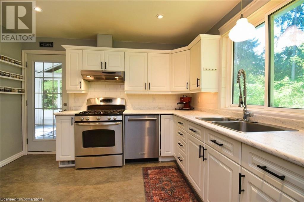 1282 Governors Road, Dundas, Ontario  L9H 5E3 - Photo 20 - 40674513