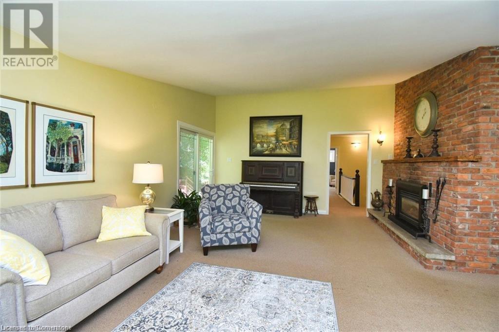 1282 Governors Road, Dundas, Ontario  L9H 5E3 - Photo 11 - 40674513