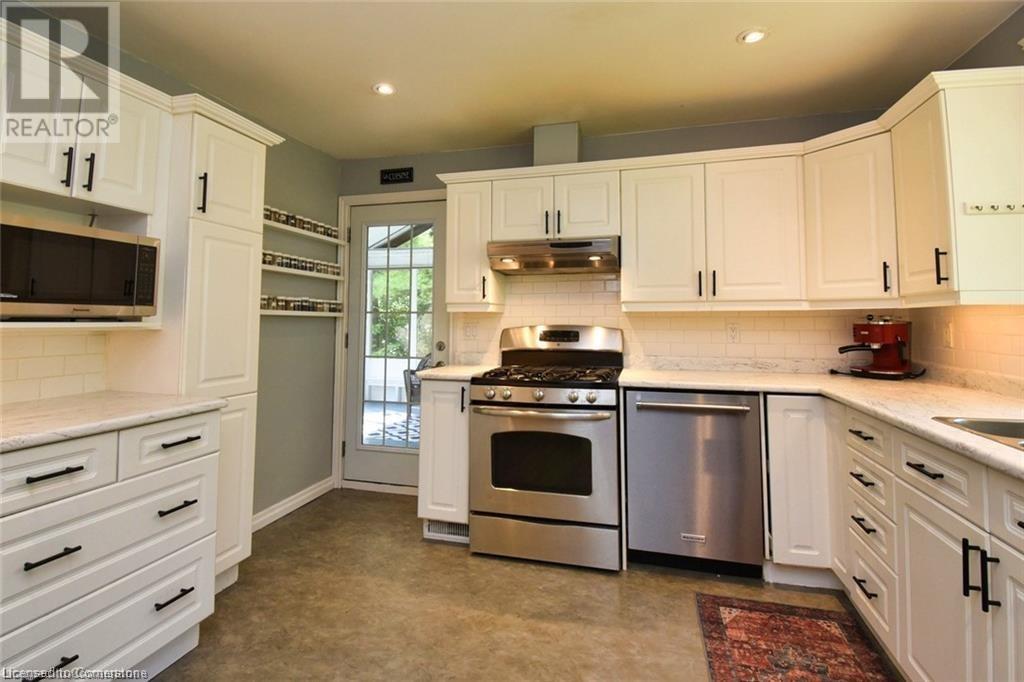 1282 Governors Road, Dundas, Ontario  L9H 5E3 - Photo 23 - 40674513