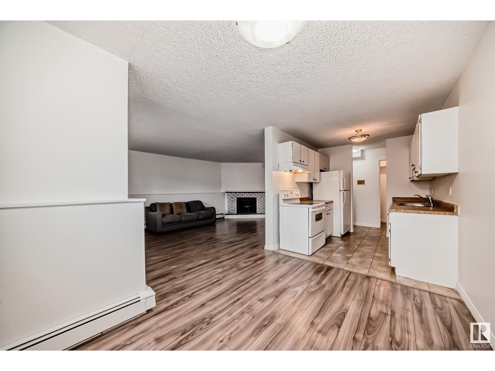 #102 10829 117 St Nw, Edmonton, Alberta  T5H 3N4 - Photo 19 - E4408385