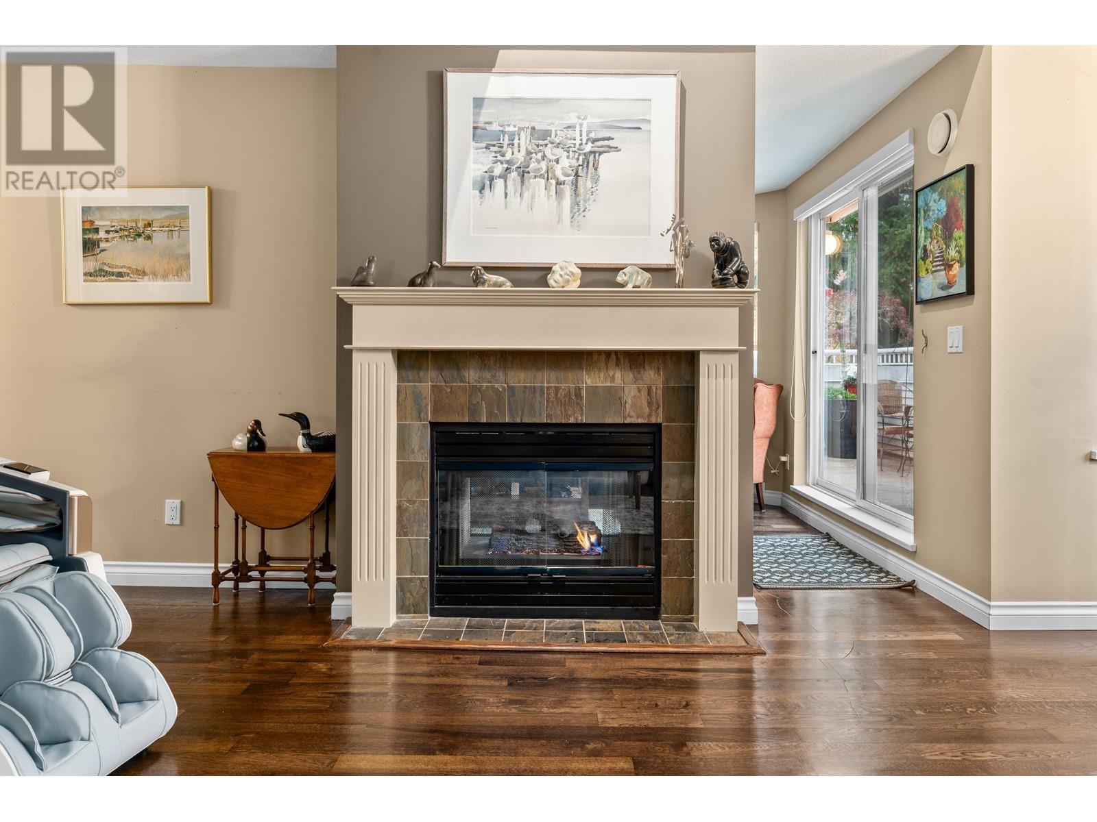 402 130 W 22nd Street, North Vancouver, British Columbia  V7M 1Z9 - Photo 11 - R2943311