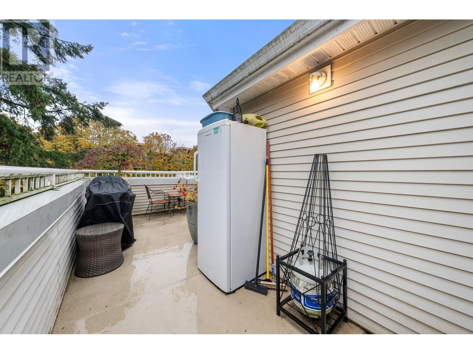 402 130 W 22nd Street, North Vancouver, British Columbia  V7M 1Z9 - Photo 31 - R2943311