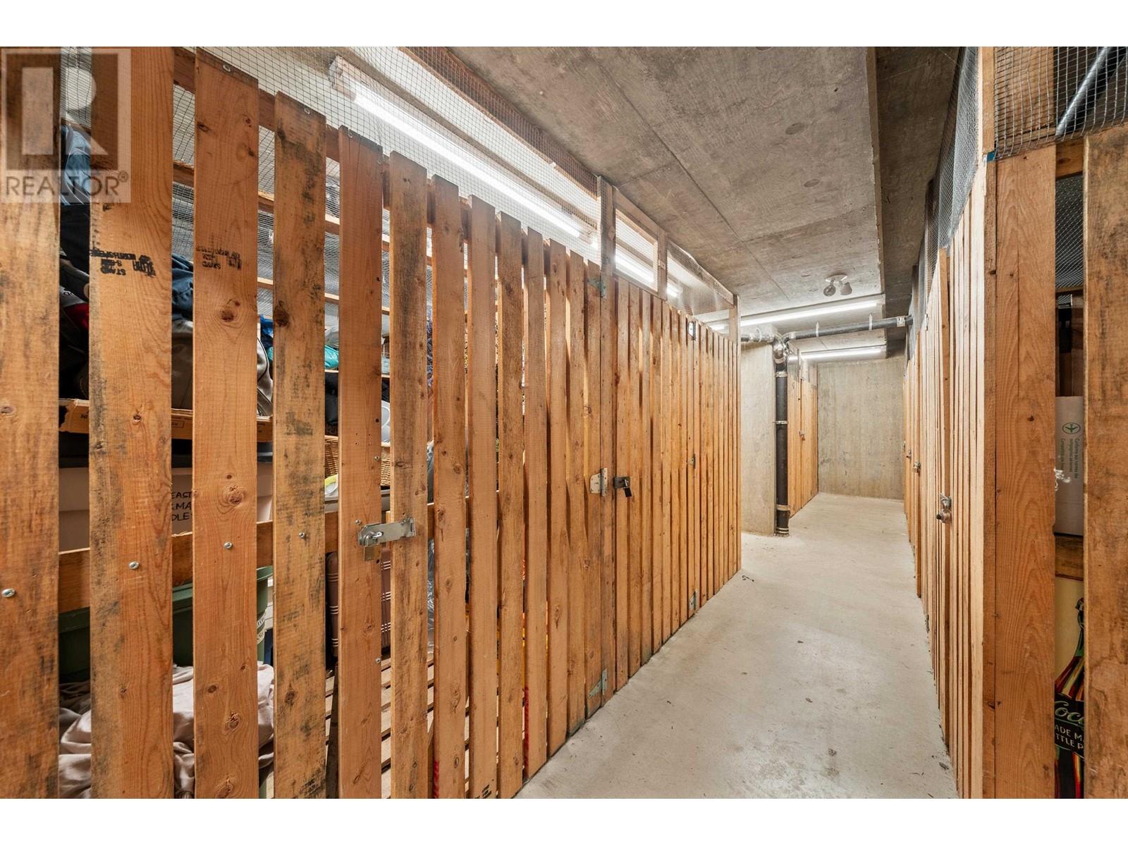 402 130 W 22nd Street, North Vancouver, British Columbia  V7M 1Z9 - Photo 36 - R2943311