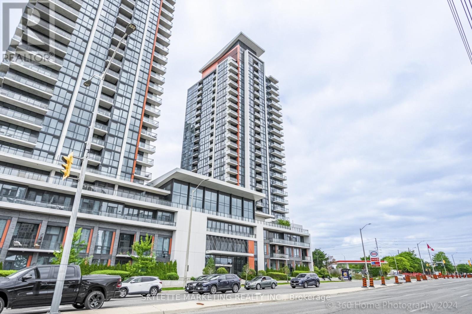 Property at 111 - 55 EGLINTON AVENUE W image 1