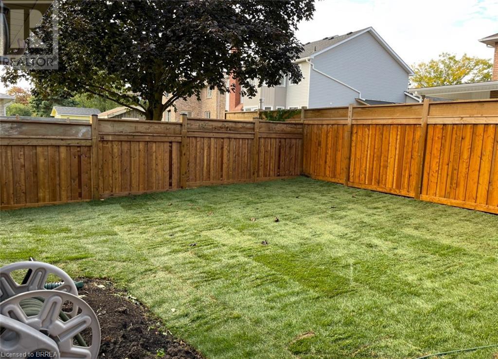 24 Blackfriar Lane, Brantford, Ontario  N3R 7L3 - Photo 21 - 40675095