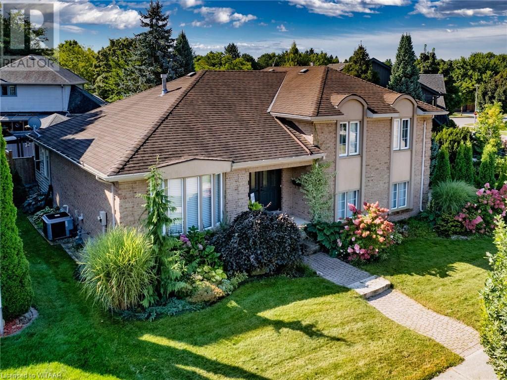 10 BLACKFOOT Place, Woodstock, Ontario