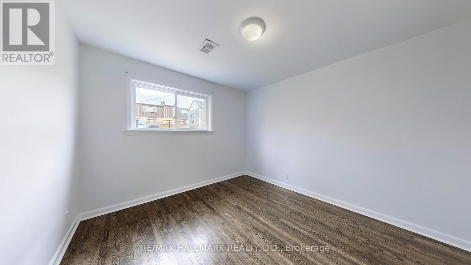 Lower - 3572 Dufferin Street, Toronto, Ontario  M3K 1N1 - Photo 13 - W10417468