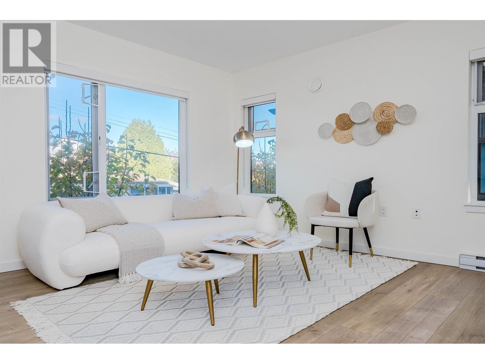 2729 Ward Street, Vancouver, British Columbia  V5R 4S7 - Photo 11 - R2938529