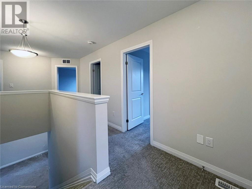 9320 White Oak Avenue, Niagara Falls, Ontario  L2G 3P6 - Photo 11 - 40672450