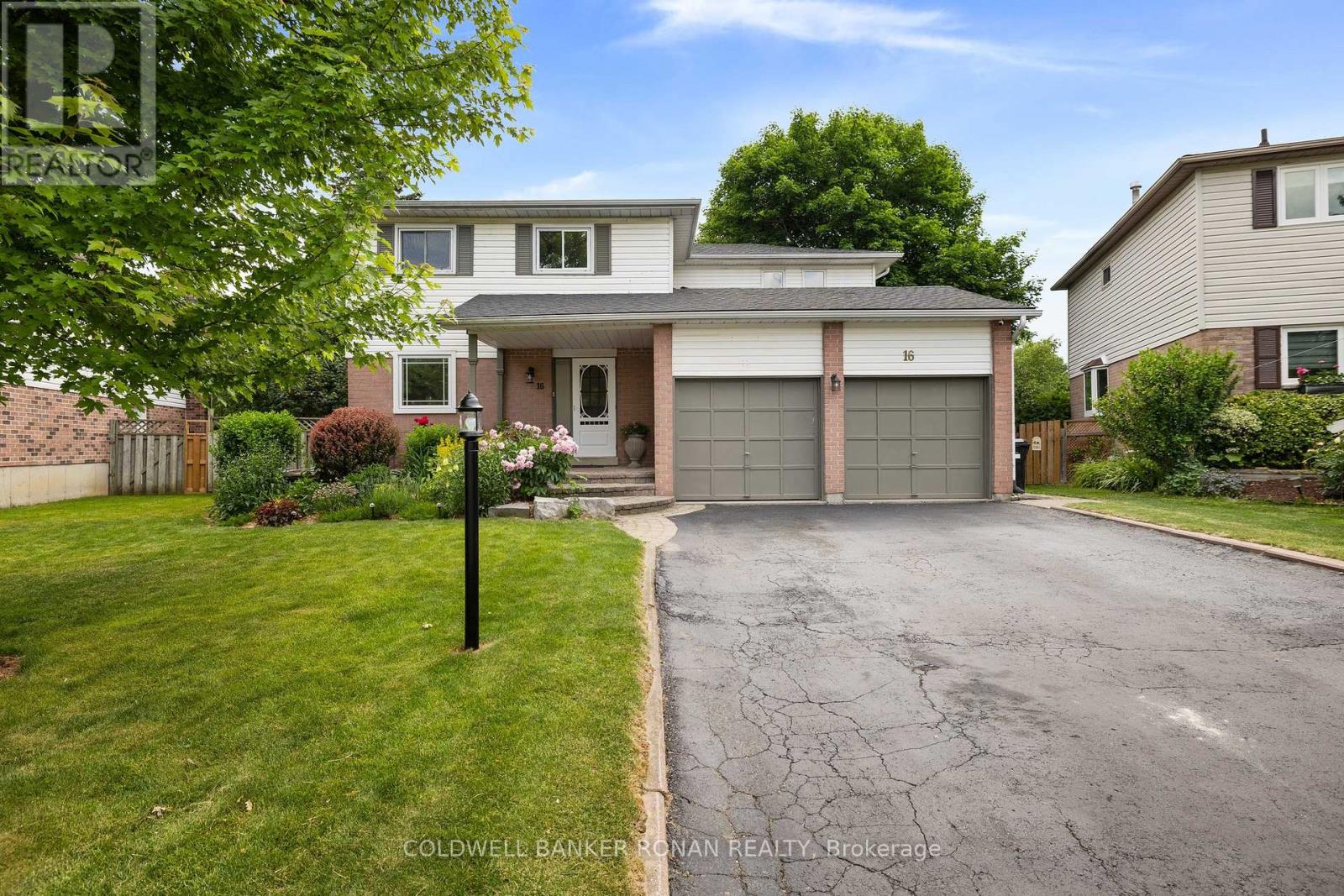 16 METCALF CRESCENT, new tecumseth (tottenham), Ontario