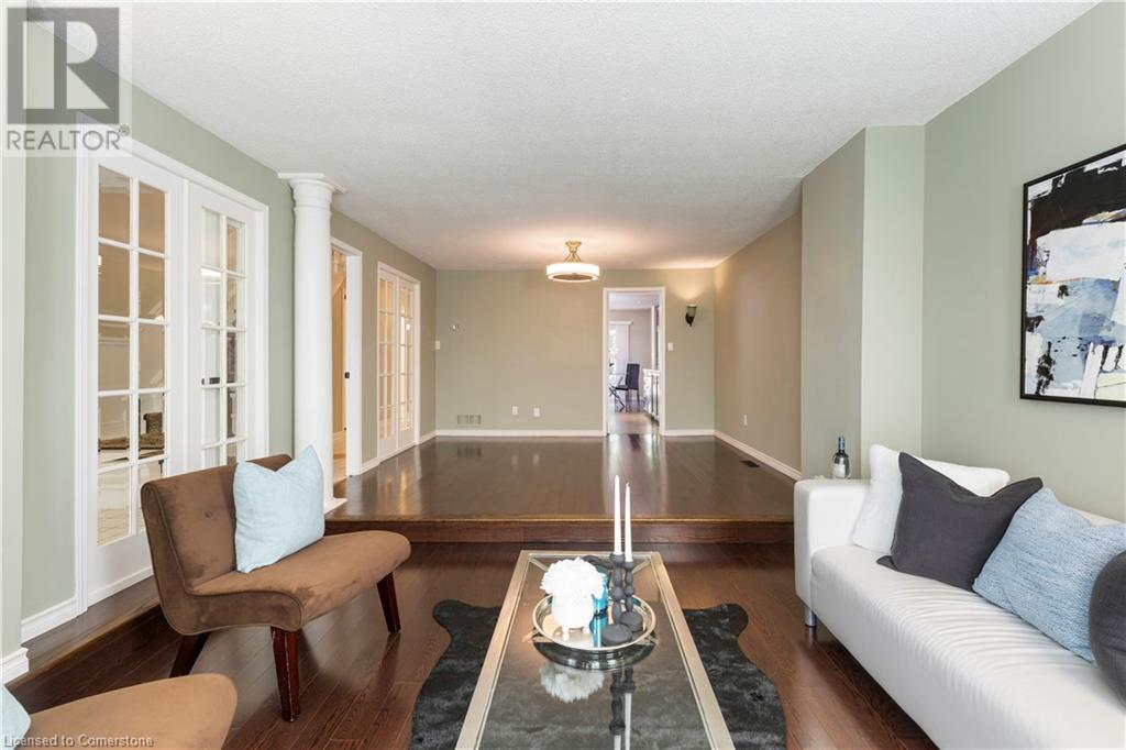 11 Waterford Crescent, Stoney Creek, Ontario  L8E 4Z8 - Photo 14 - 40676261