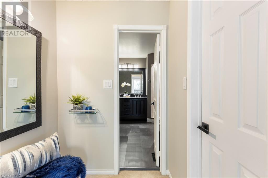 11 Waterford Crescent, Stoney Creek, Ontario  L8E 4Z8 - Photo 34 - 40676261