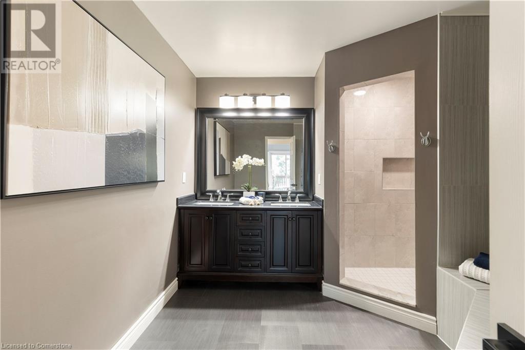 11 Waterford Crescent, Stoney Creek, Ontario  L8E 4Z8 - Photo 36 - 40676261