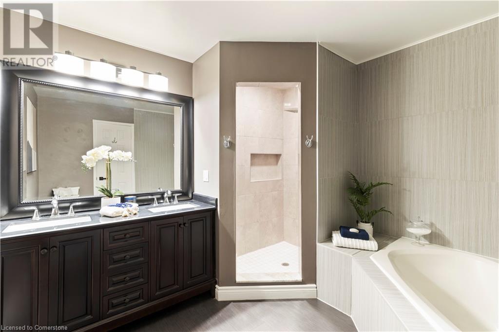 11 Waterford Crescent, Stoney Creek, Ontario  L8E 4Z8 - Photo 37 - 40676261